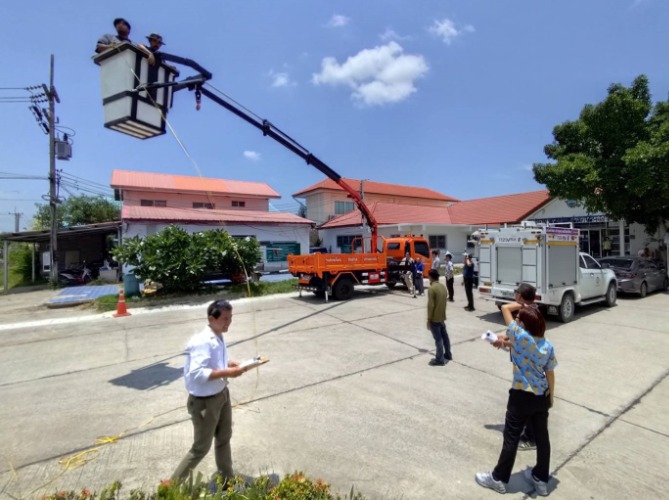 ตรวจสอบรถกระเช้าอเนกประสงค์ ชนิด 6 ล้อ