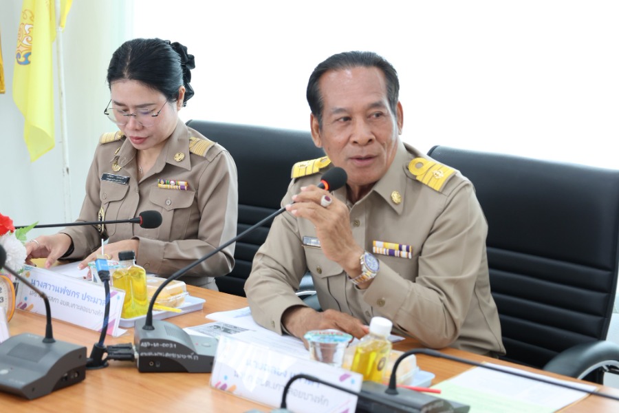 นายกองค์การบริหารส่วนตำบลเกาะลอยบางหักแถลงนโยบาย